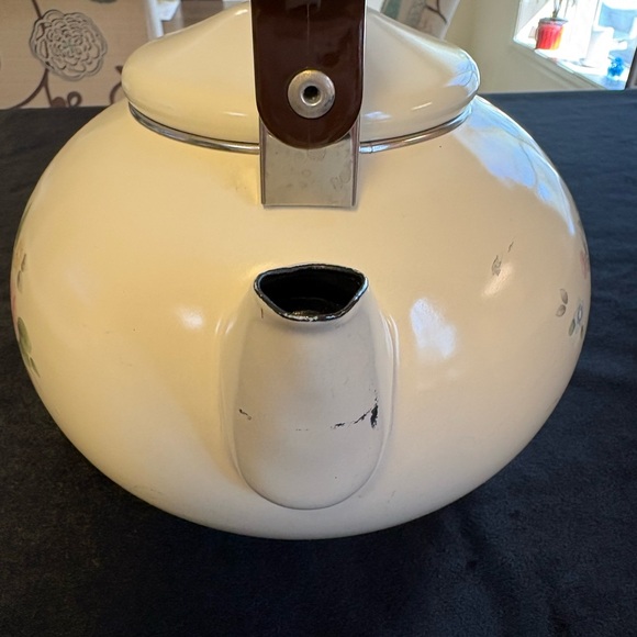 Vintage Metal Teapot It Is A Pfaltzgraff Rose  Pattern - Picture 3 of 10